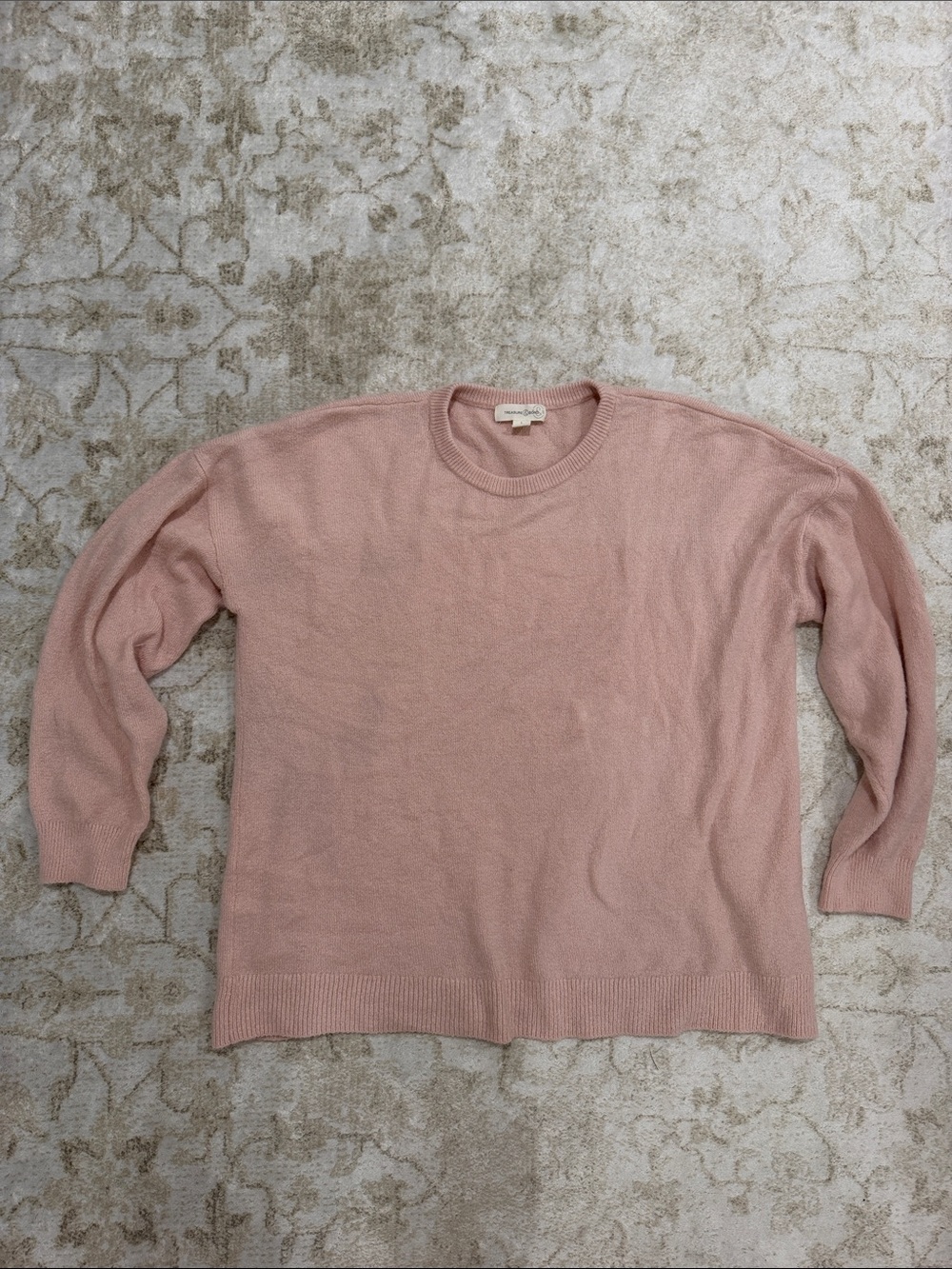 Women’s  Crewneck Sweater in Dusty Pink